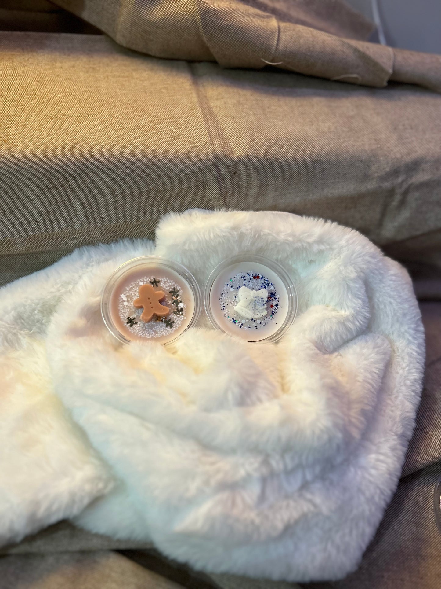 Christmas 2oz wax melt pots