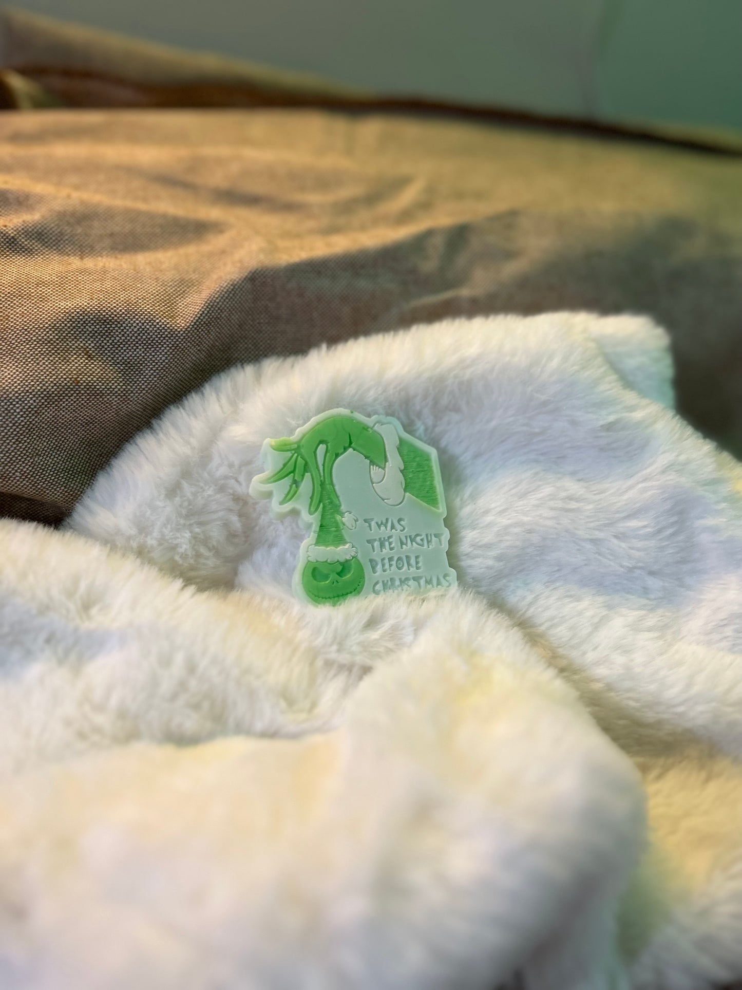 Grinch xmas shape wax melt