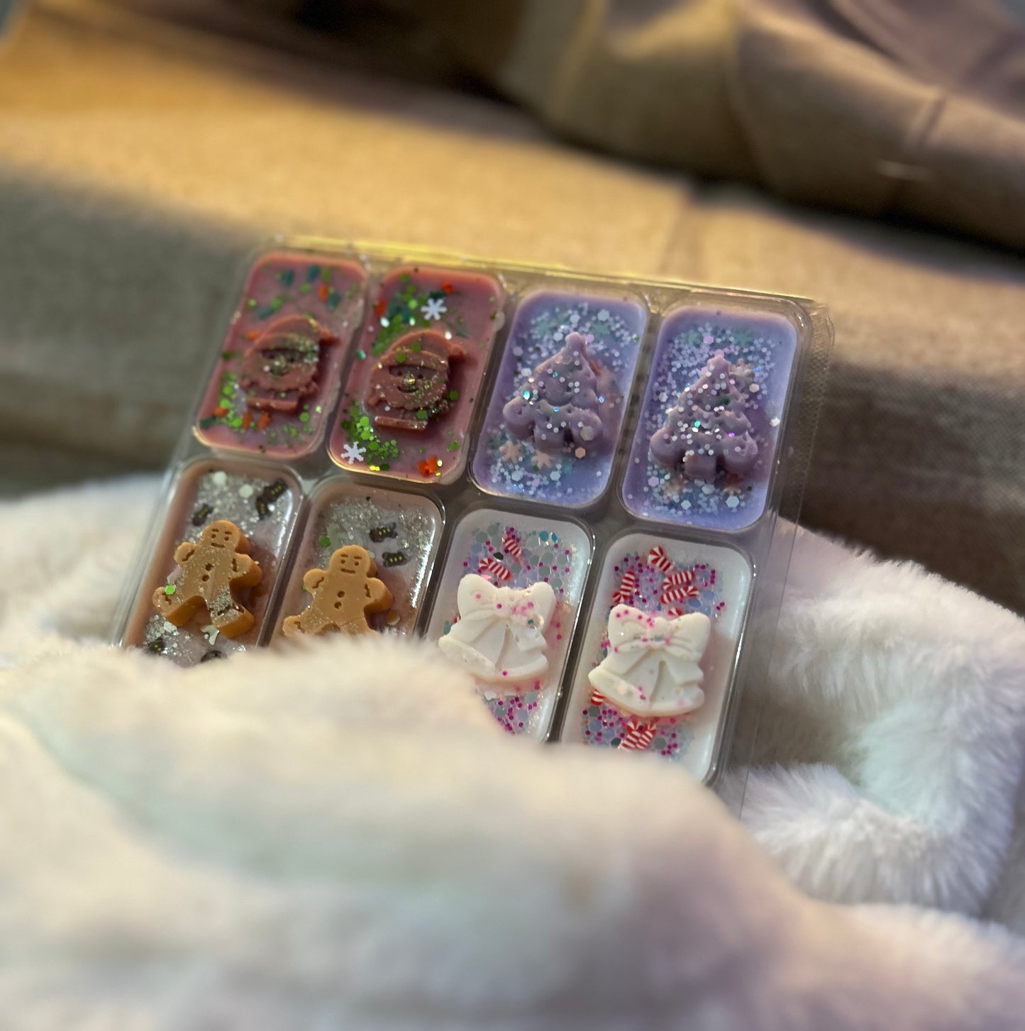 Christmas gift boxes with 4 scents 180g