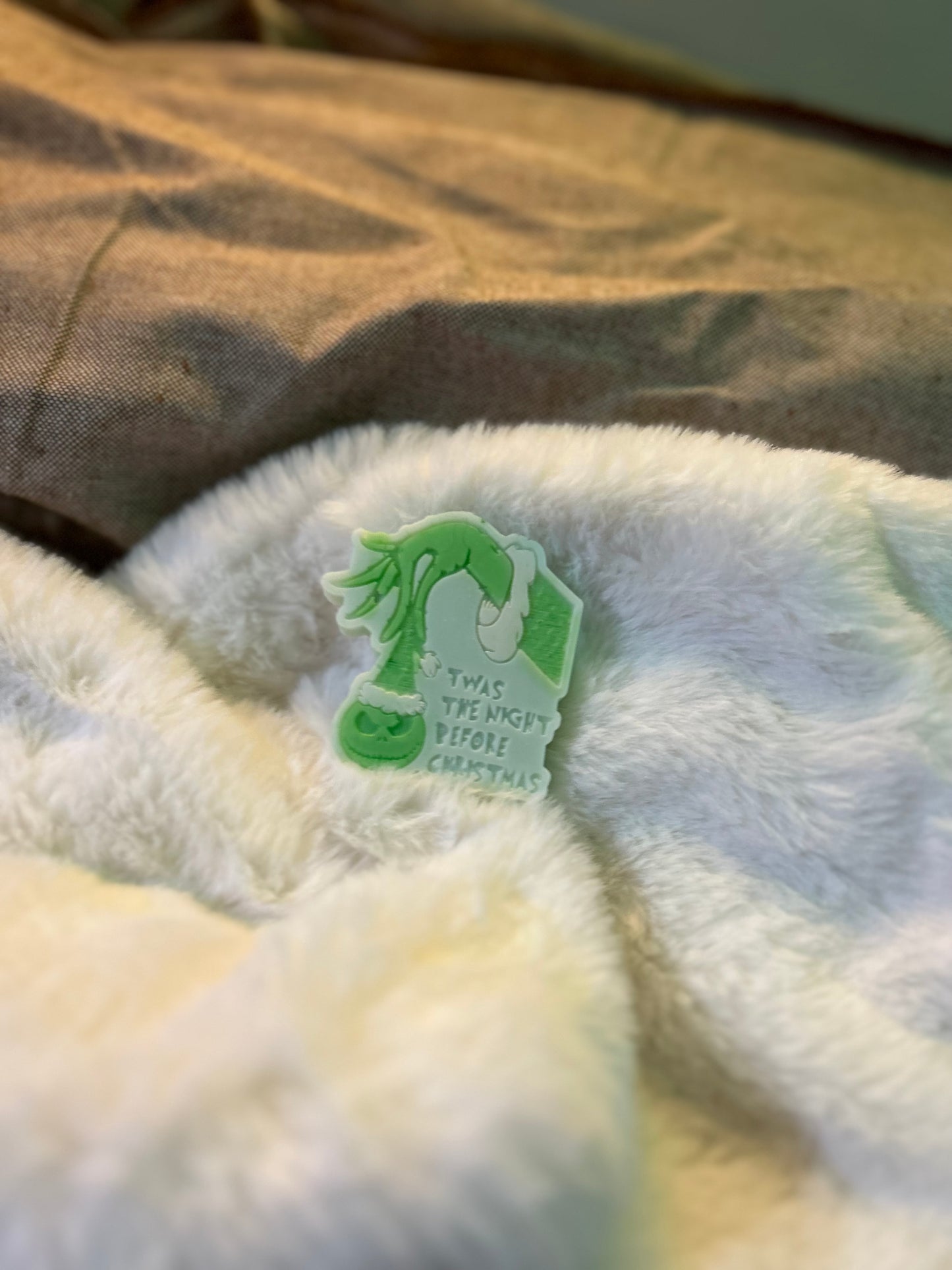 Grinch xmas shape wax melt